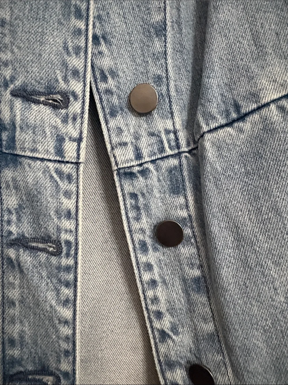 Kut from the Kloth Light Blue Collarless Denim Jacket with Frayed Trim